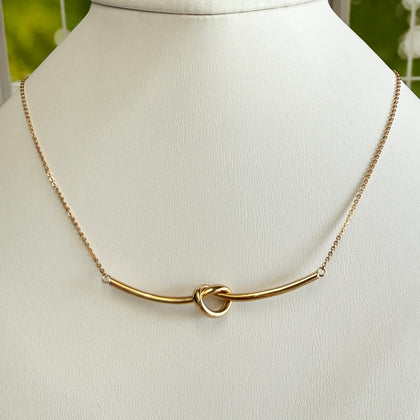Knotted Bar Neckace 10k